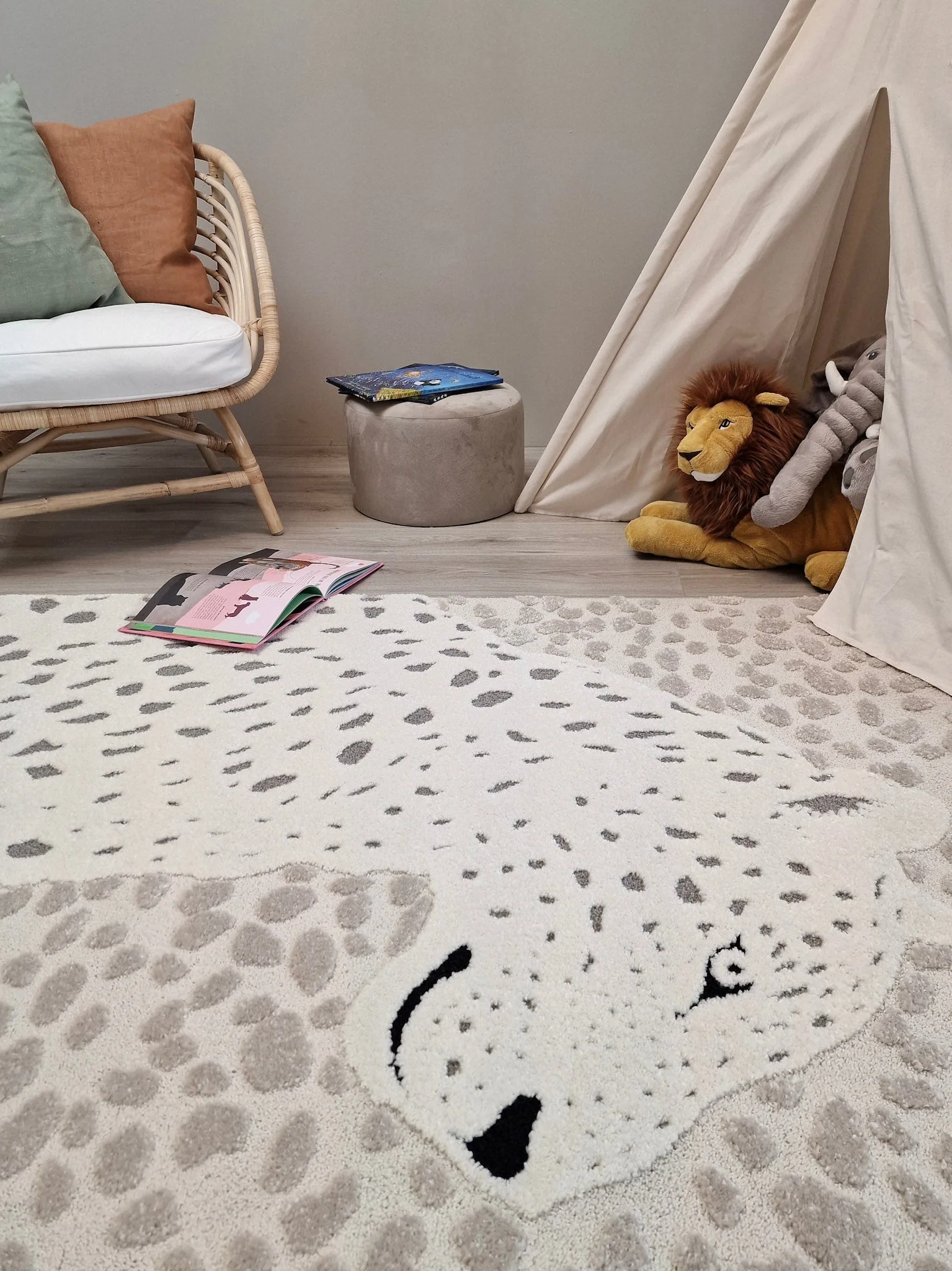 Genova Leopard Creme - Barnmatta - Image 6