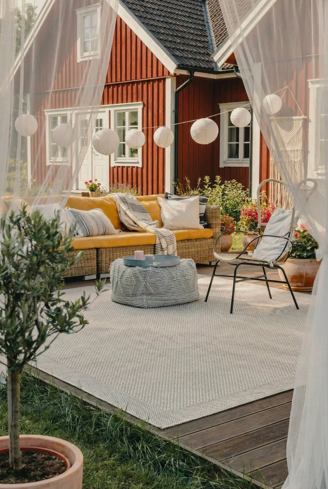 Miami Vit - Indoor/Outdoor - Image 10